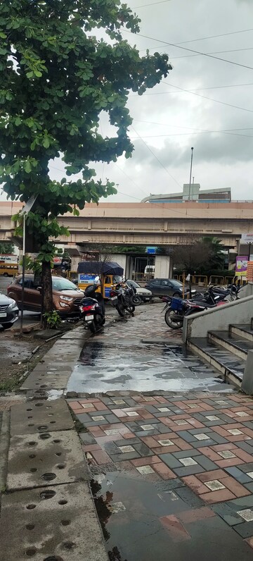 कॉमर्शियल शोरूम वर्ग फुट फॉर रीसेल इन थरगाव पुणे  7335414