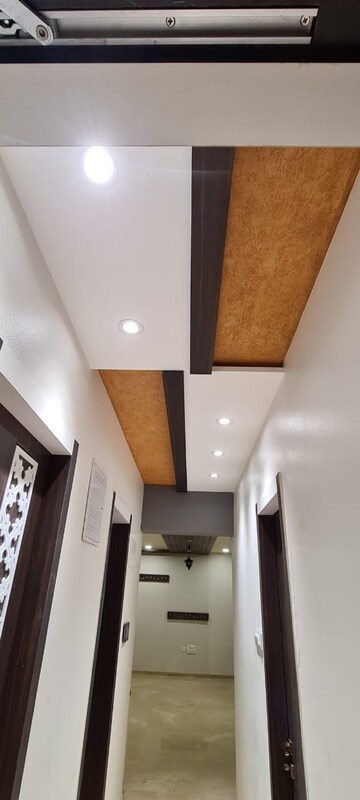 Furnished Amenities in 2 BHK Apartment at Dosti Group Imperia, Manpada – for Sale