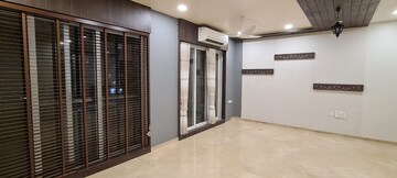 Room in 2 BHK Apartment at Dosti Group Imperia, Manpada – for Sale