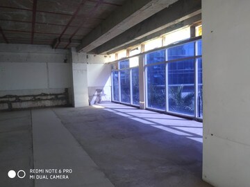 Room in  Office Space at First Avenue, Goregaon West – for Sale