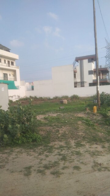  Plot For Sale in Sector 85