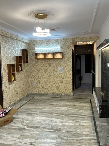 Parking in 2 BHK Builder Floor at Shalimar Garden Extension 2 – for Sale