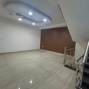 Building Lobby in 3 BHK Villa at Kirsali Gaon – for Sale