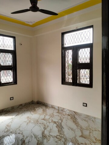 Room in 2 BHK Builder Floor at Shalimar Garden Extension 1 – for Sale