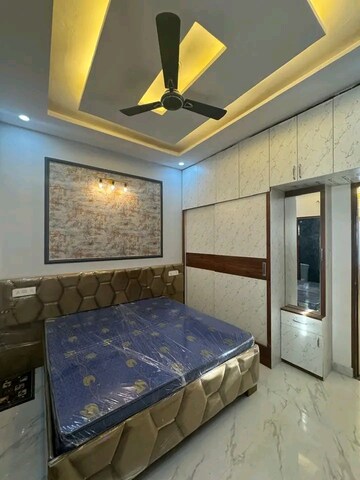 Room in 3 BHK Independent House at Sector 124 – for Sale