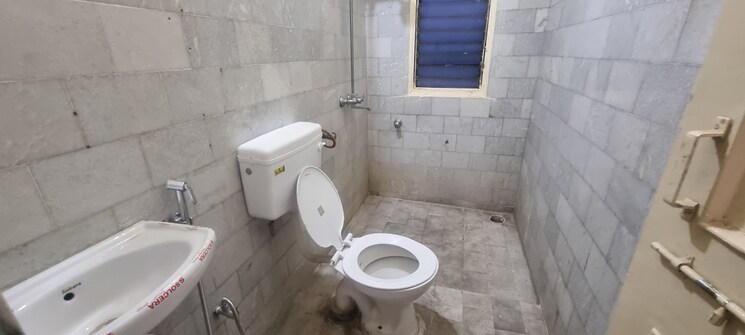 Bathroom, chashm-e-shahi 2 Bedroom 1200 Sq.Ft. Apartment In Koregaon Park Pune 7336156
