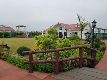  Land – Exterior View View at SS Sainik Farms, Sector 150 - for Sale