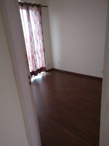 Room in 2 BHK Apartment at Shree Vardhman Green Court, Sector 90 – for Sale