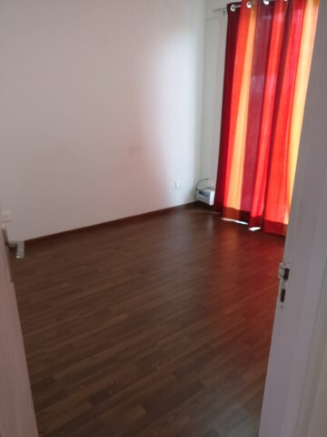 Room in 2 BHK Apartment at Shree Vardhman Green Court, Sector 90 – for Sale