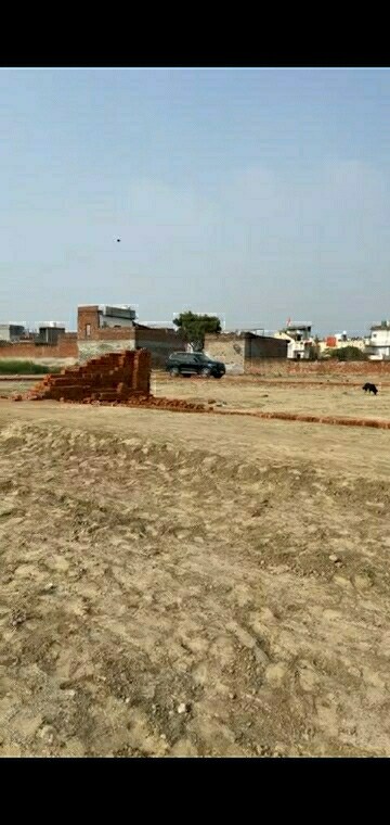  Plot – Exterior View View at London Mart, Sector 16b Greater Noida - for Sale