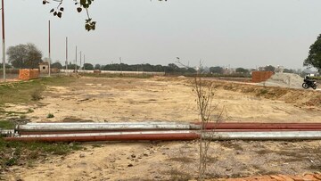 Plot Area in  Plot at London Mart, Sector 16b Greater Noida – for Sale