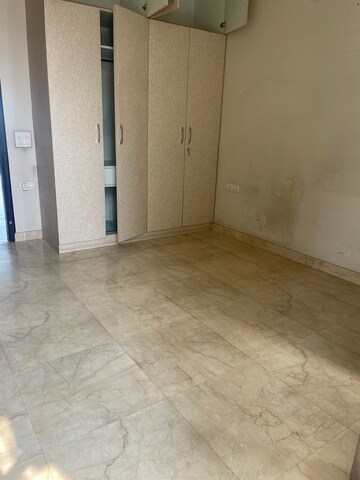 Room in 3 BHK Builder Floor at M3M Soulitude, Sector 89 – for Sale