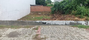  Plot For Sale in Wazirganj