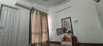 Room in 4 BHK Builder Floor at Sector 81 – for Sale