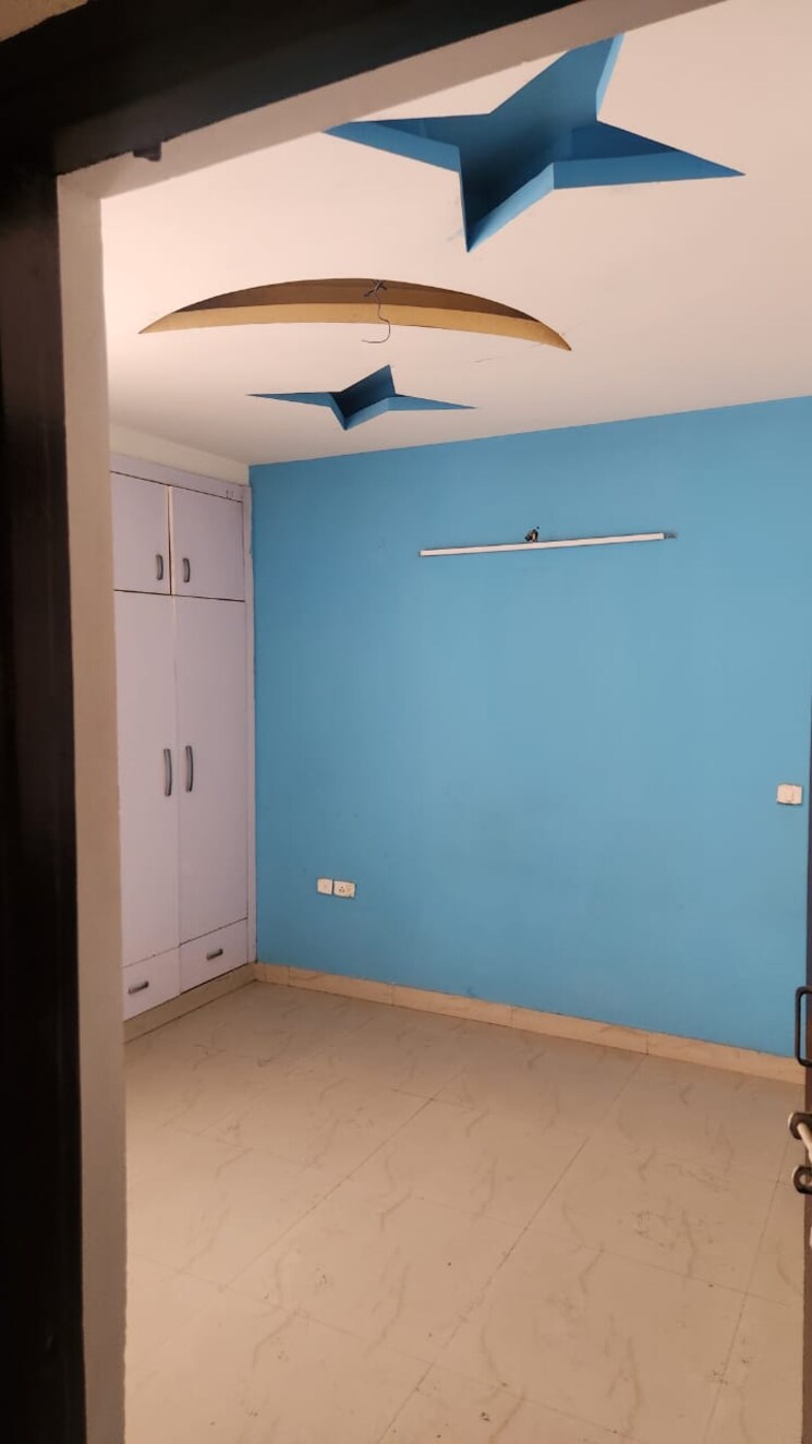 Room, srs-royal-hills 3 Bedroom 1450 Sq.Ft. Apartment In Sector 87 Faridabad 7336832
