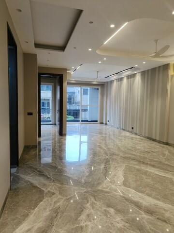 Room in 4 BHK Builder Floor at Greater Kailash ii – for Sale