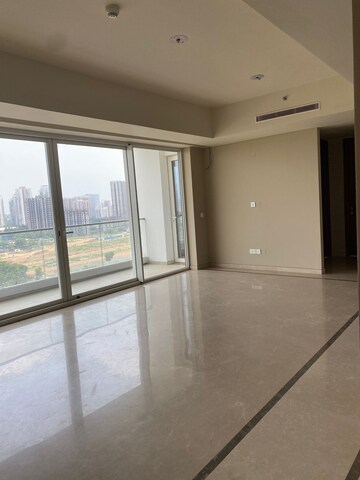 Room in 3 BHK Apartment at Emaar MGF Digital Greens, Sector 61 – for Sale