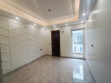 Bedroom in 3 BHK Builder Floor at Sector 28 – for Sale