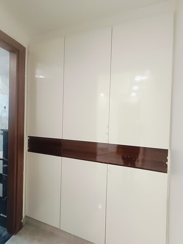 Furnished Amenities in 3 BHK Builder Floor at Sector 28 – for Sale