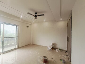 Bedroom in 4 BHK Builder Floor at Green Fields Colony – for Sale