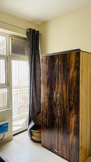 Furnished Amenities in 2 BHK Apartment at Shree Vardhman Mantra, Sector 67 – for Sale