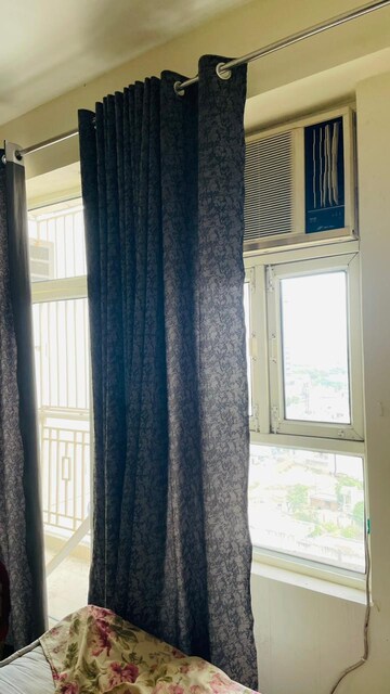 Room in 2 BHK Apartment at Shree Vardhman Mantra, Sector 67 – for Sale