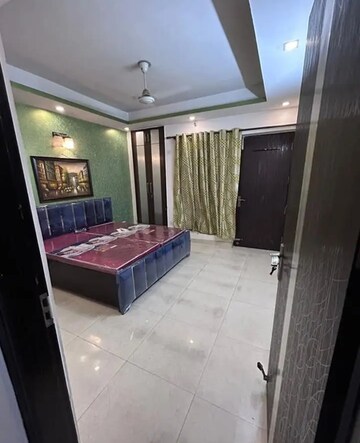 Room in 2 BHK Apartment at Gold Souk Golf Links, Raishika – for Sale