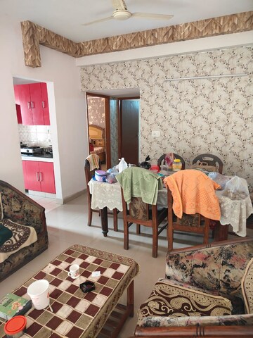 Living Room in 3 BHK Apartment at Unitech Horizon, Pi Greater Noida – for Sale