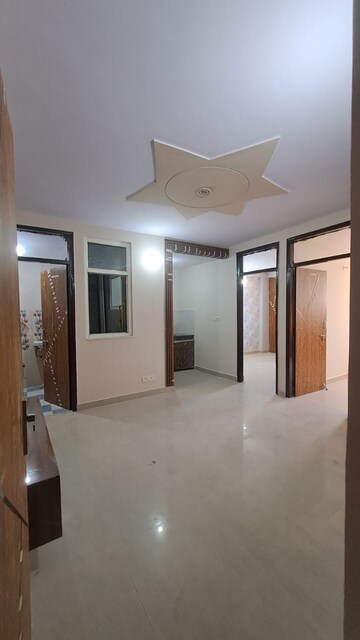 Room in 2 BHK Builder Floor at Kritak Modern Apartments, Sector 73 – for Sale