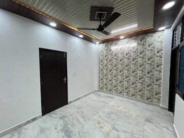 Bedroom in 2 BHK Builder Floor at Kritak Modern Apartments, Sector 73 – for Sale