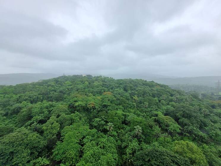 Garden, oberoi-sky-city 4 Bedroom 2750 Sq.Ft. Apartment In Borivali East Mumbai 7337349