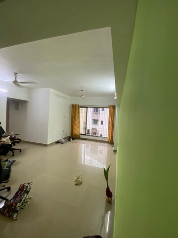 Room in 4 BHK Apartment at Oberoi Sky City, Borivali East – for Sale