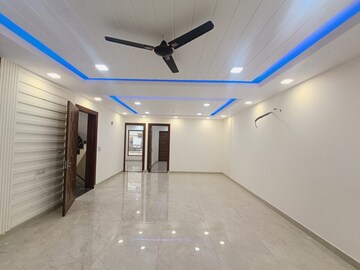4 BHK Builder Floor For Sale in Green Fields Colony
