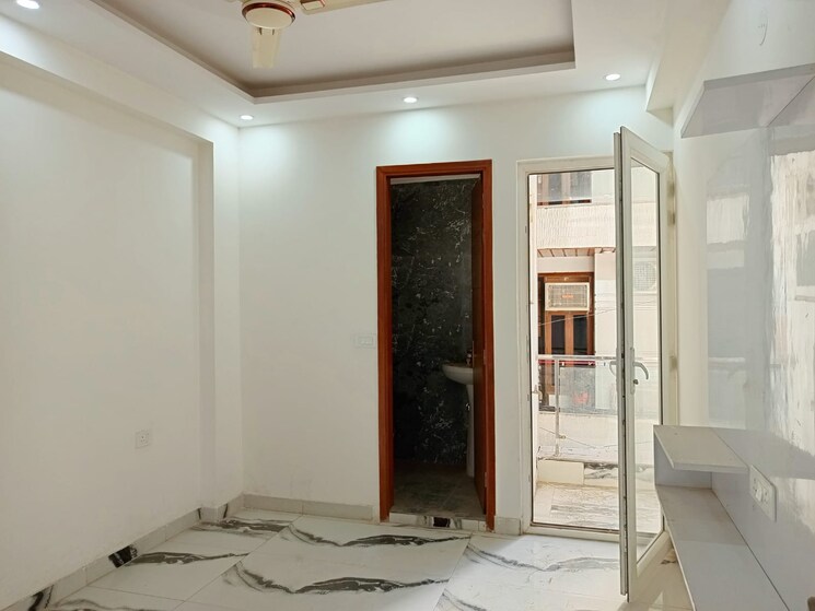 Living Room, chattarpur 3 Bedroom 1200 Sq.Ft. Builder Floor In Chattarpur Delhi 7337858