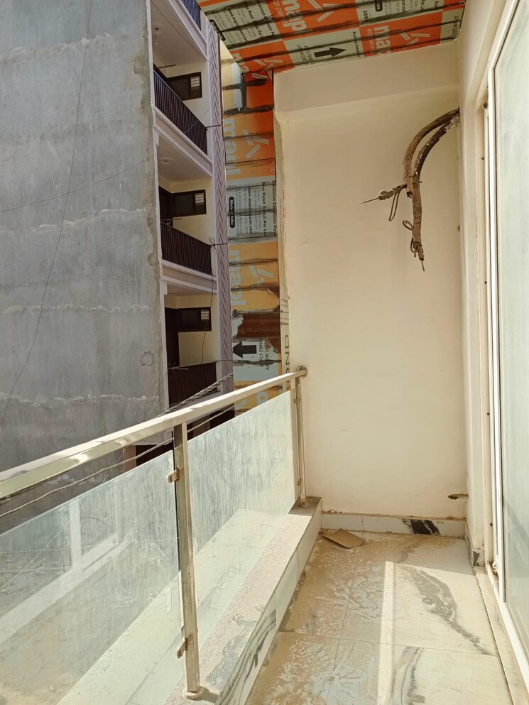 Balcony, chattarpur 3 Bedroom 1200 Sq.Ft. Builder Floor In Chattarpur Delhi 7337858