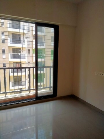 Room in 2 BHK Builder Floor at Ekta Parks Ville, Virar West – for Sale