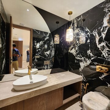 Bathroom in 4 BHK Builder Floor at Ansal Esencia - Amara Villas, Sector 67 – for Sale