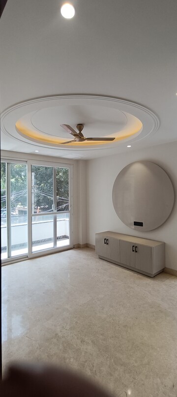 3 BHK Builder Floor For Sale in Anand Vihar