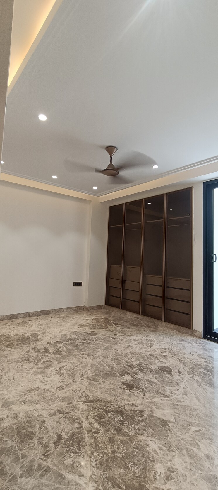 Bedroom, anand vihar 3 Bedroom 1800 Sq.Ft. Builder Floor In Anand Vihar Delhi 7338140