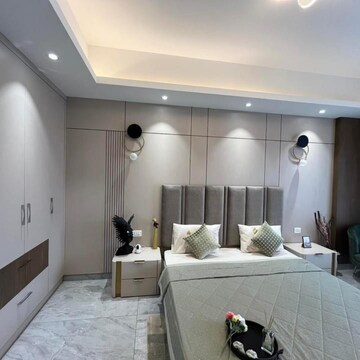 Room in 4 BHK Apartment at Conscient Heritage Max, Sector 102 – for Sale
