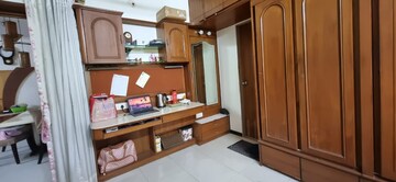 Master Bedroom in 2 BHK Apartment at Avon Classic, Borivali East – for Sale