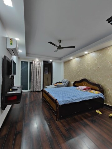Bedroom in 3 BHK Apartment at Sector 57 – for Sale