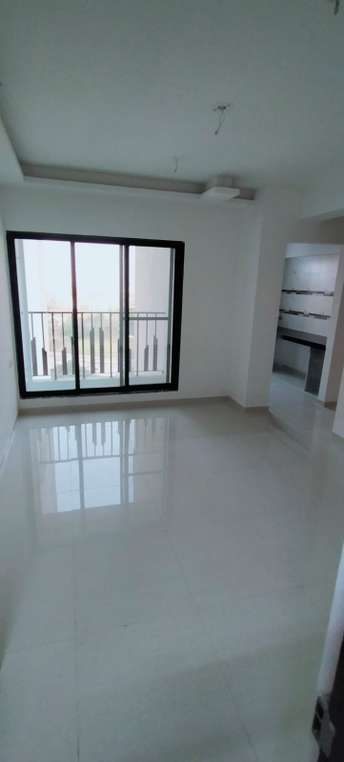 1 BHK Apartment For Rent in Dynamic Crest Sil Phata Thane  7338345