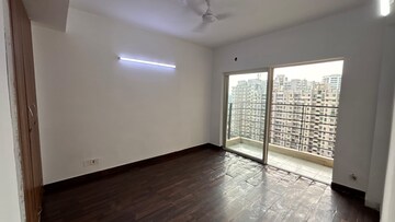 2 BHK Apartment For Sale in Gaur City 2 - 14th Avenue, Sector 16c Greater Noida