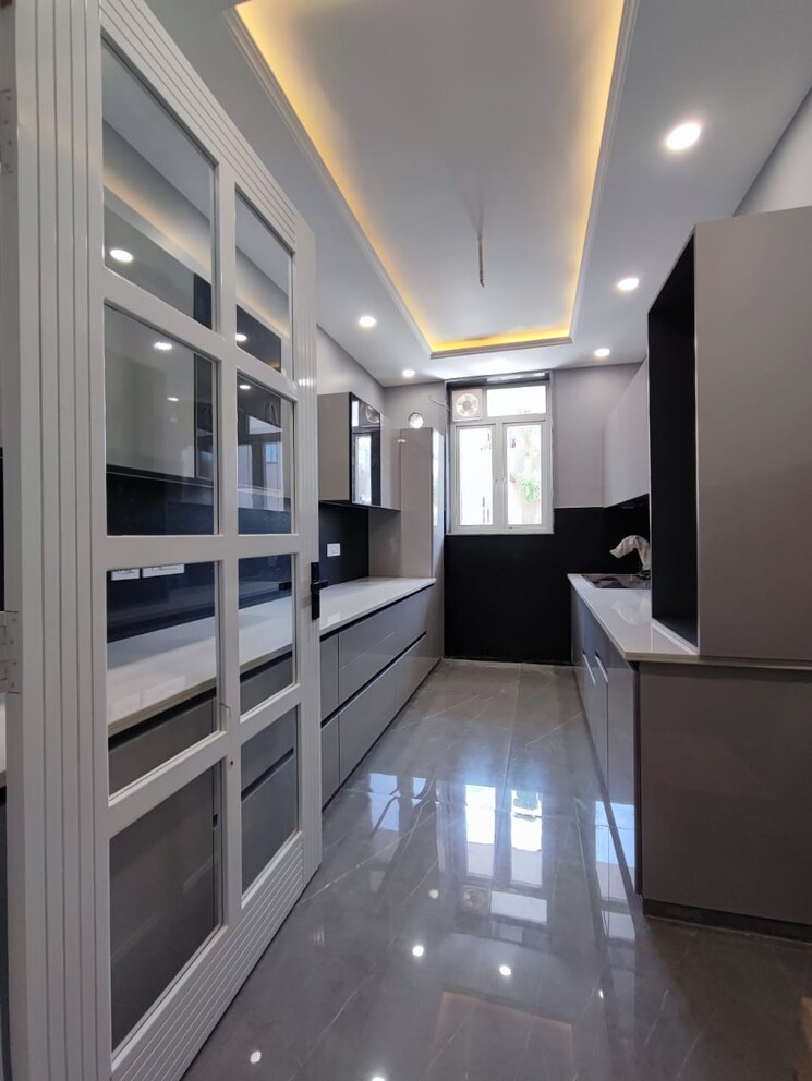 Kitchen, sector 9 3.5 Bedroom 2300 Sq.Ft. Builder Floor In Sector 9 Faridabad 7338802