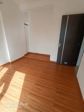 Room in 3 BHK Apartment at Trehan Hill View Garden, Alwar Bypass Road – for Sale