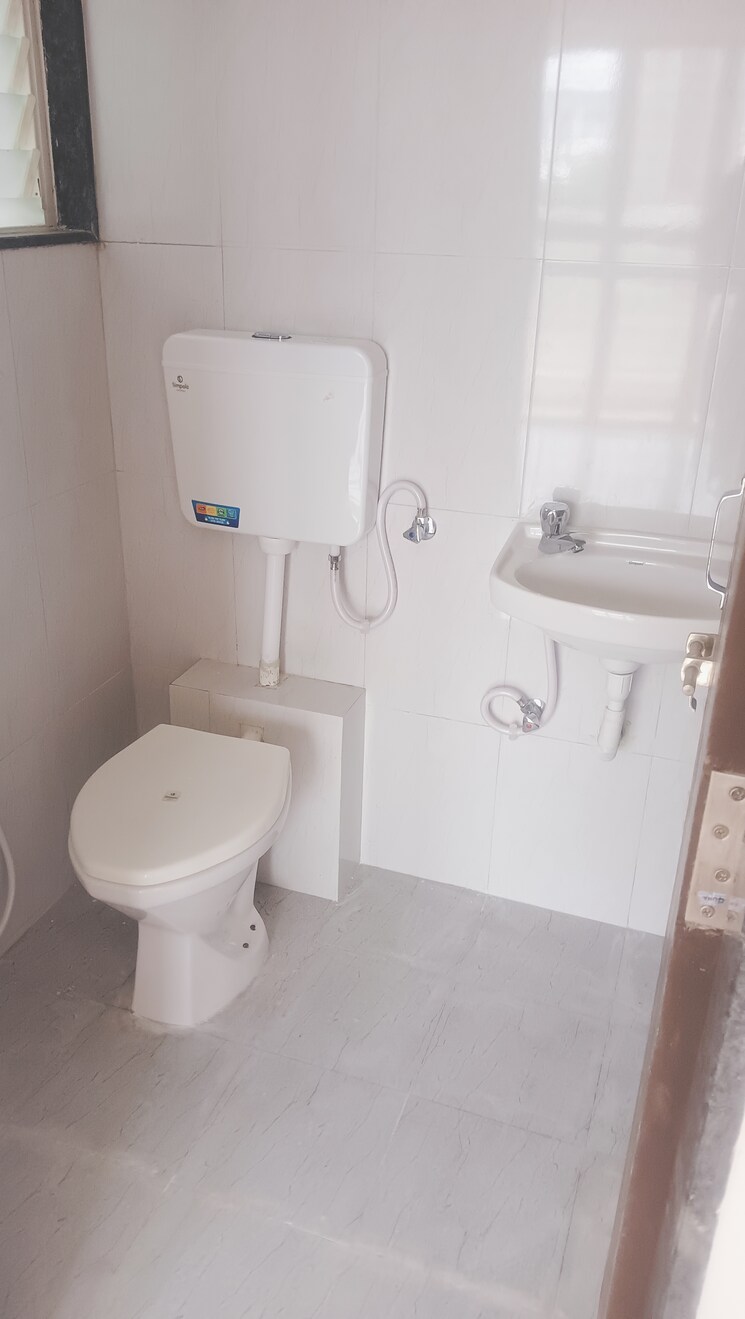 Bathroom, ranjeet-tanishque 1 Bedroom 634 Sq.Ft. Apartment In Undri Pune 7338915