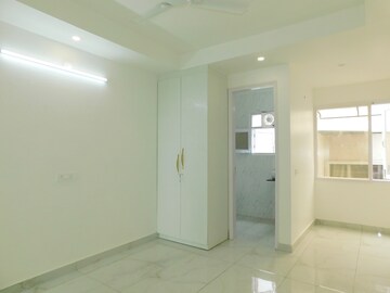 Room in 2 BHK Builder Floor at Chittaranjan Park – for Sale