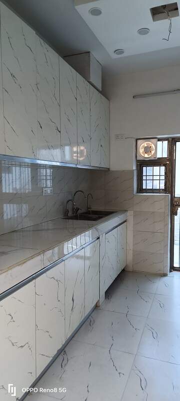 6+ BHK Independent House For Sale in Sector 11