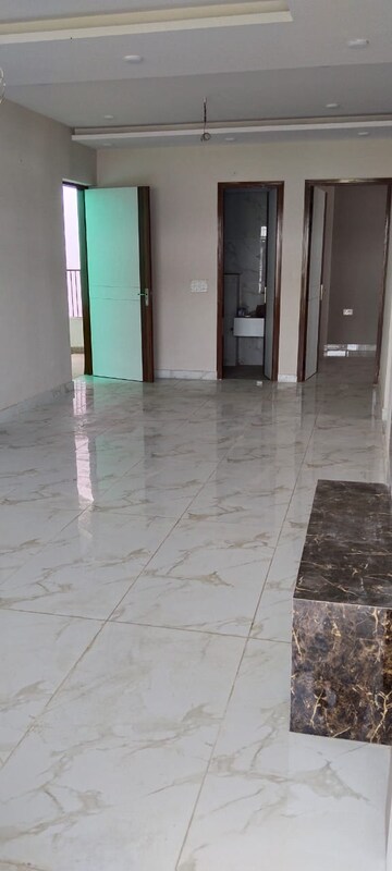 2 BHK Apartment For Sale in KM Residency, Raj Nagar Extension